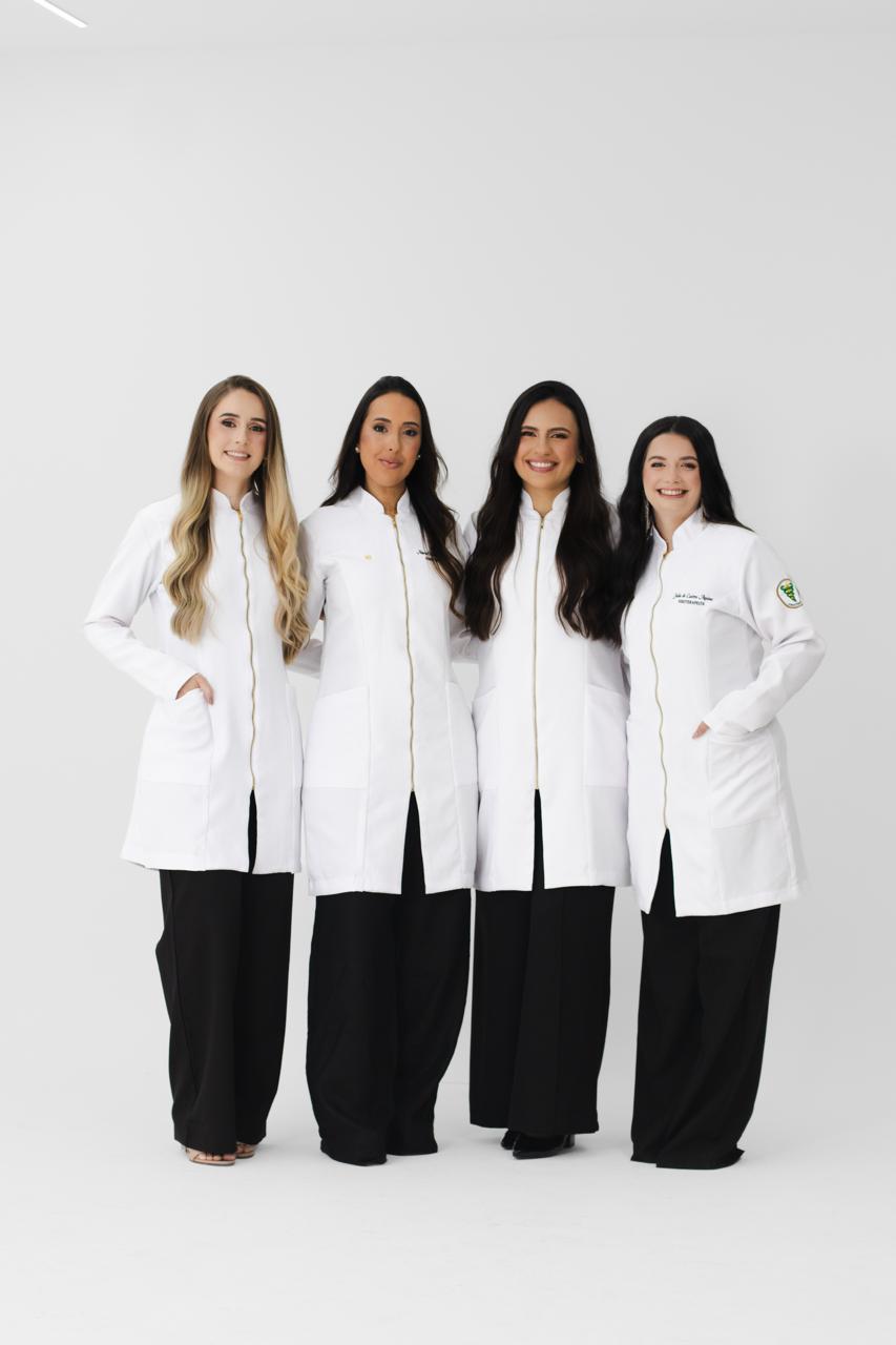 Foto das quatro alunas responsáveis pelo projeto